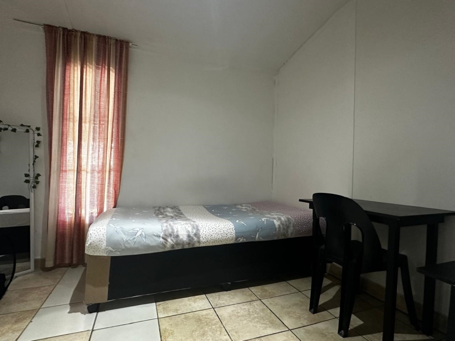 7 Bedroom Property for Sale in Brandwag Free State